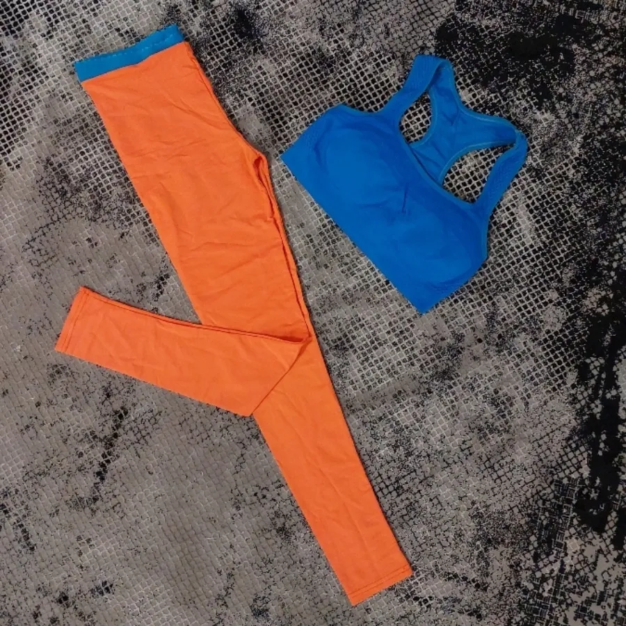 ست لباس ورزشی