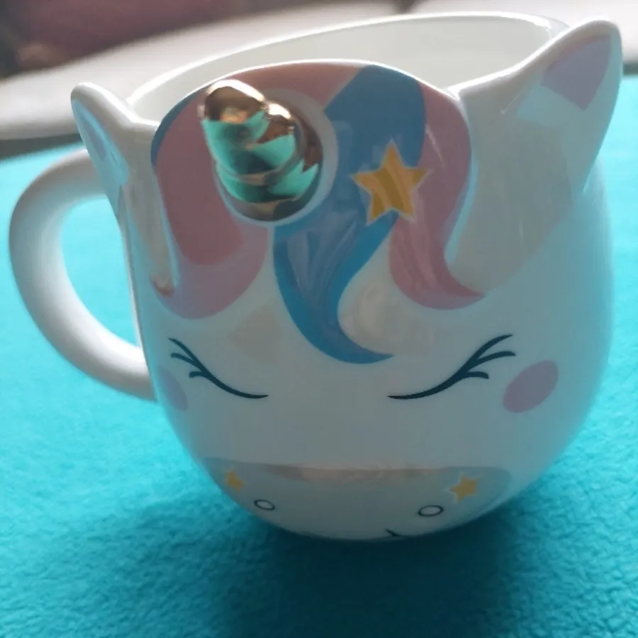 لیوان ( ورق بزنید )