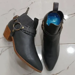 نیم بوت زنانه