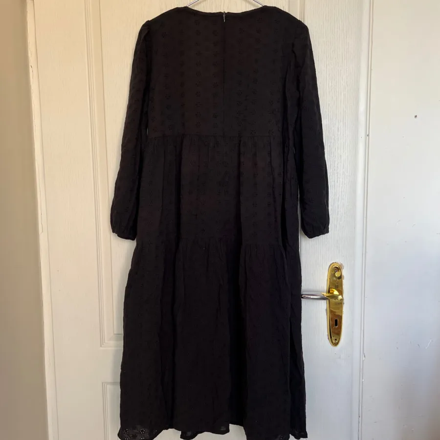 پیراهن خامه دوزی