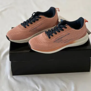 کتونی المانی