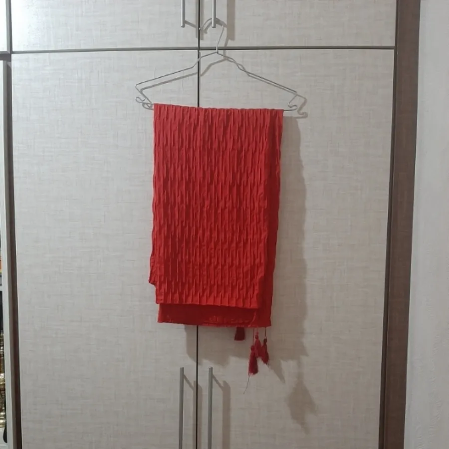 شال پلیسه زنانه