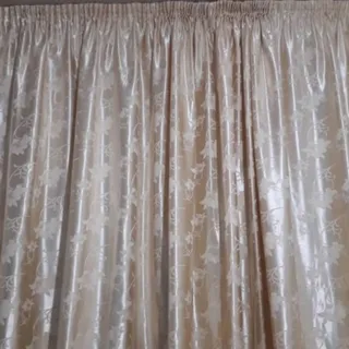 پرده ساتن لیمویی تمیز