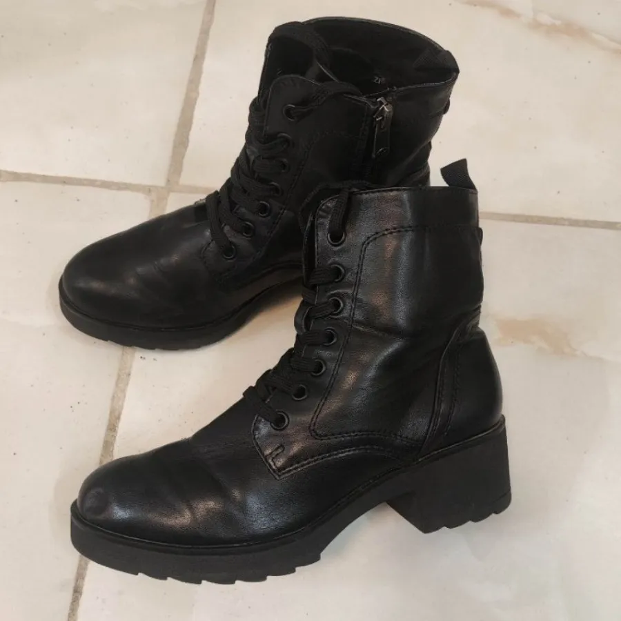 نیم بوت زنانه