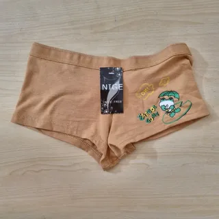 شورت نخی پادار