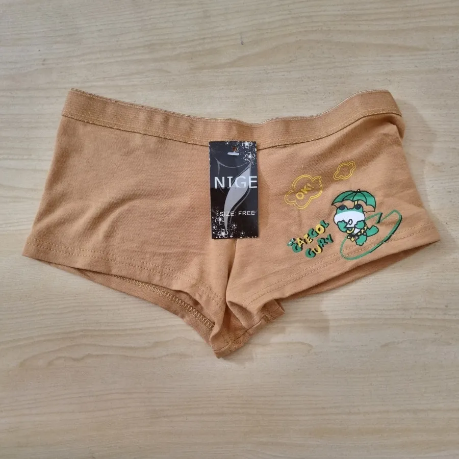 شورت نخی پادار