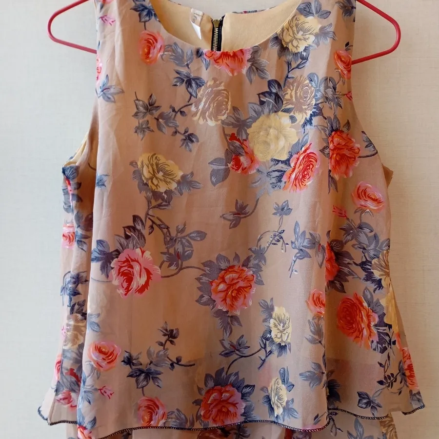 تاپ وکراپ زنانه