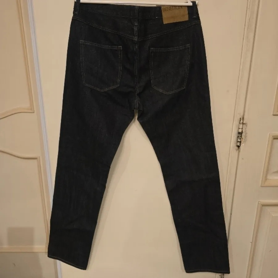 شلوار جین اصل بنتون