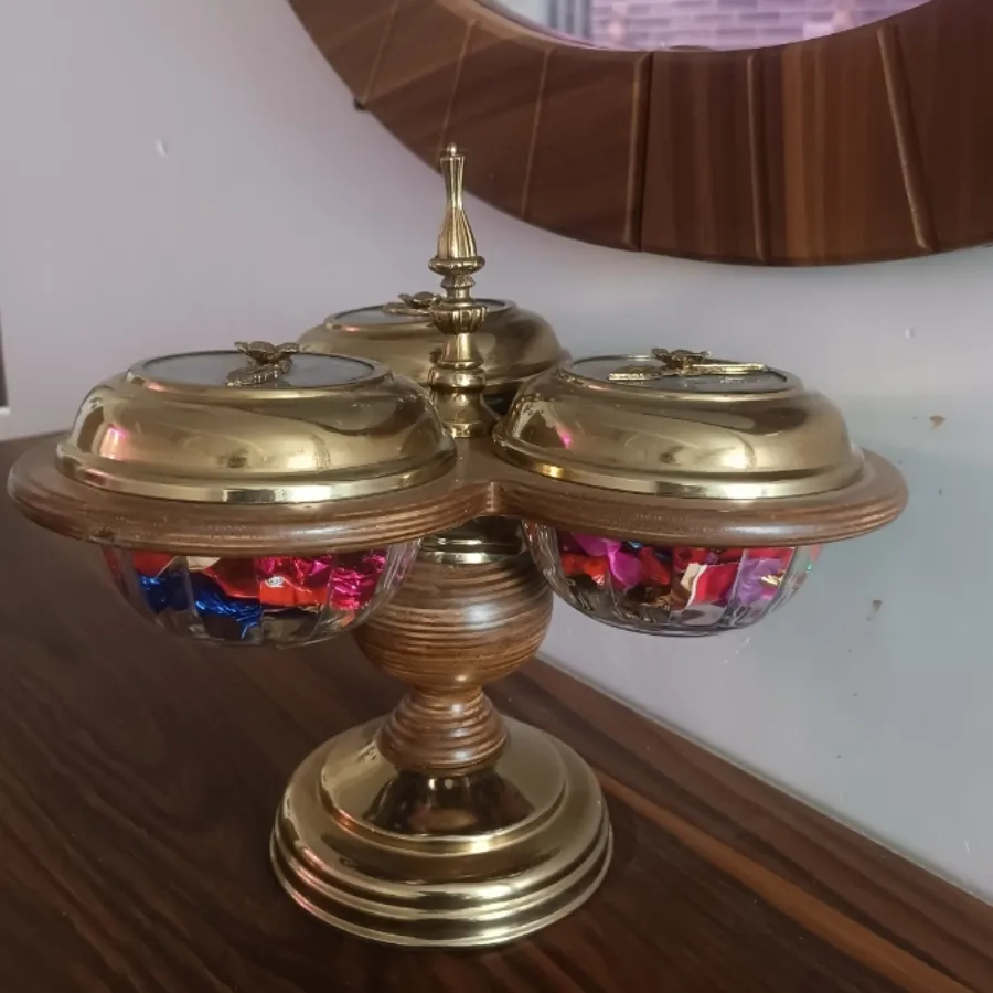 اردو خوردی پایه چوبی