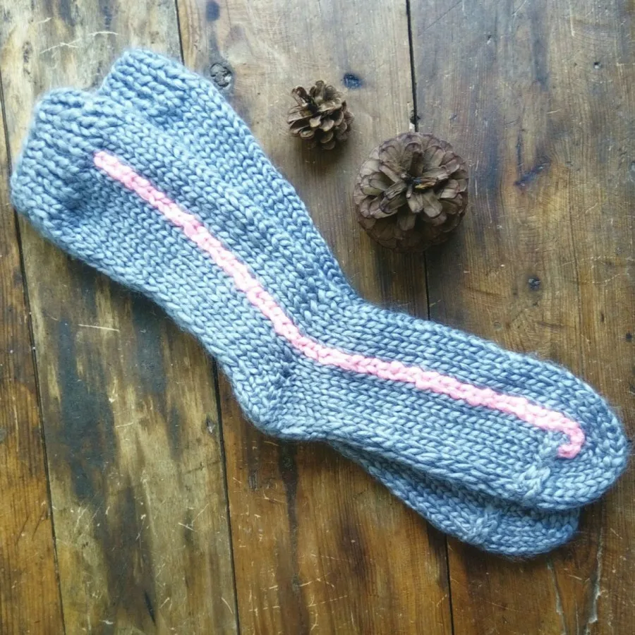 جوراب بافت طوسی و صورتی