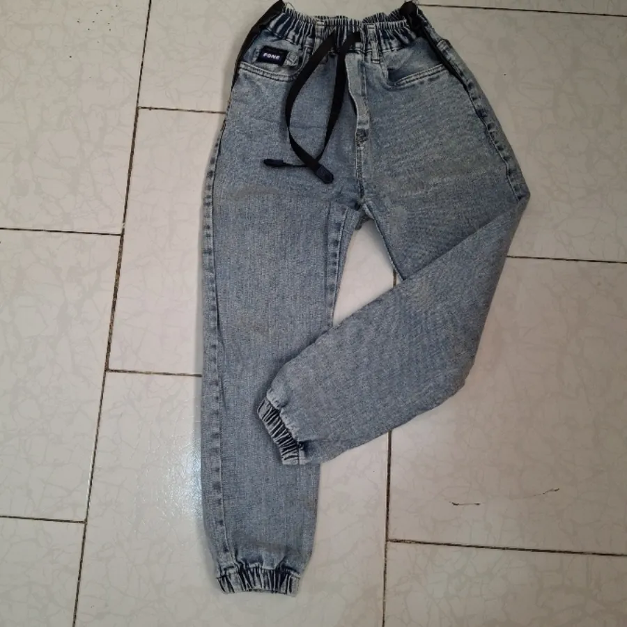 شلوار لی بچگانه