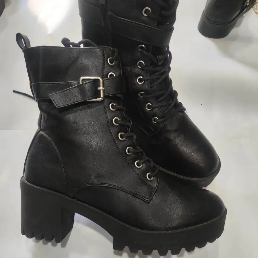 نیم بوت زنانه