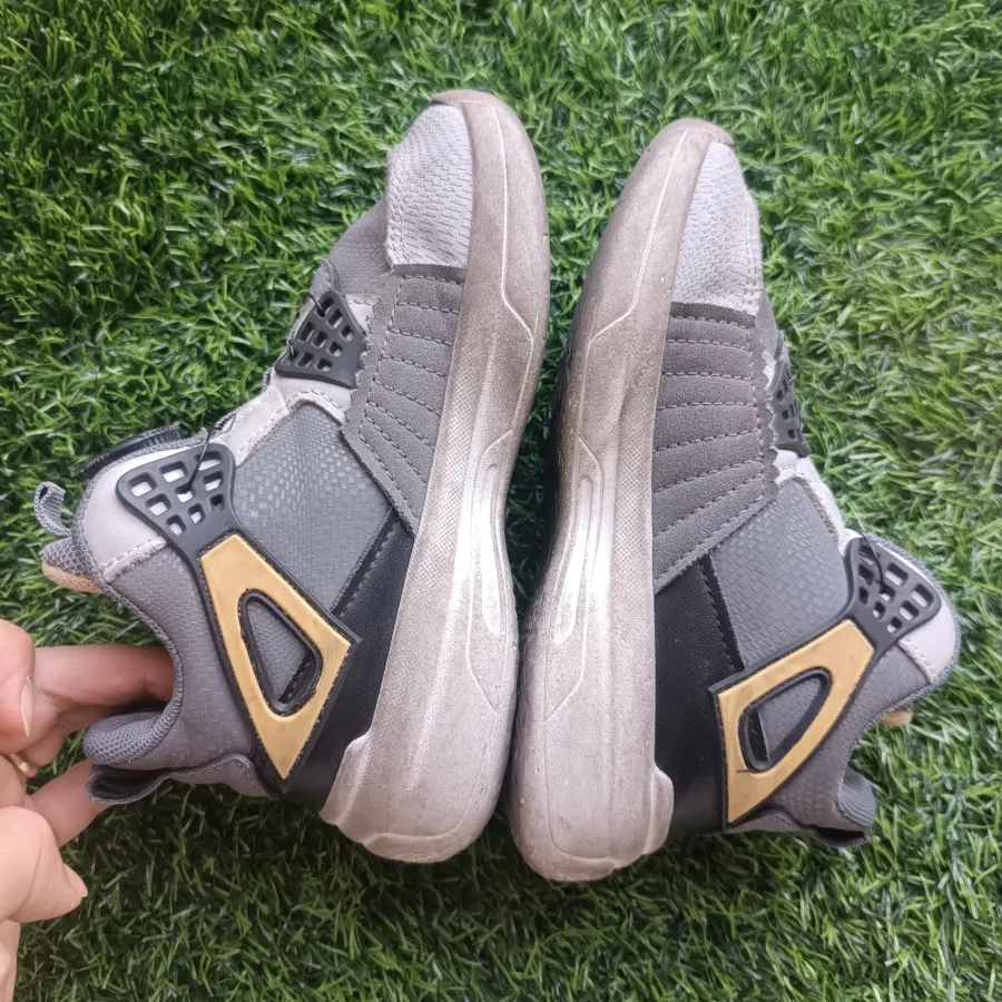 کفش ورزشی ساقدار