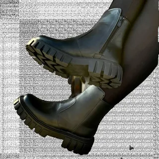 نیم بوت سارا