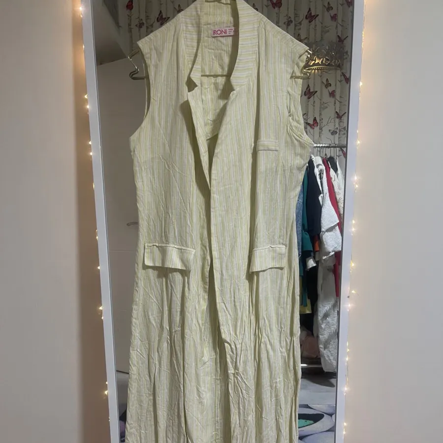 وست وارداتی