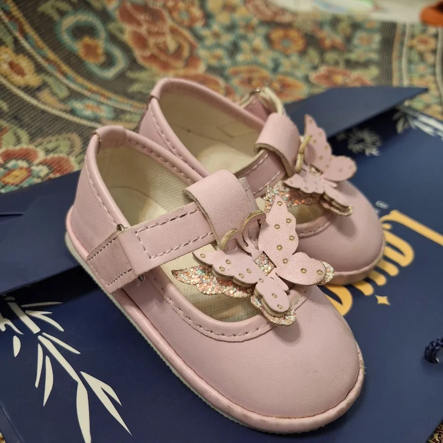 کفش پروانه ای