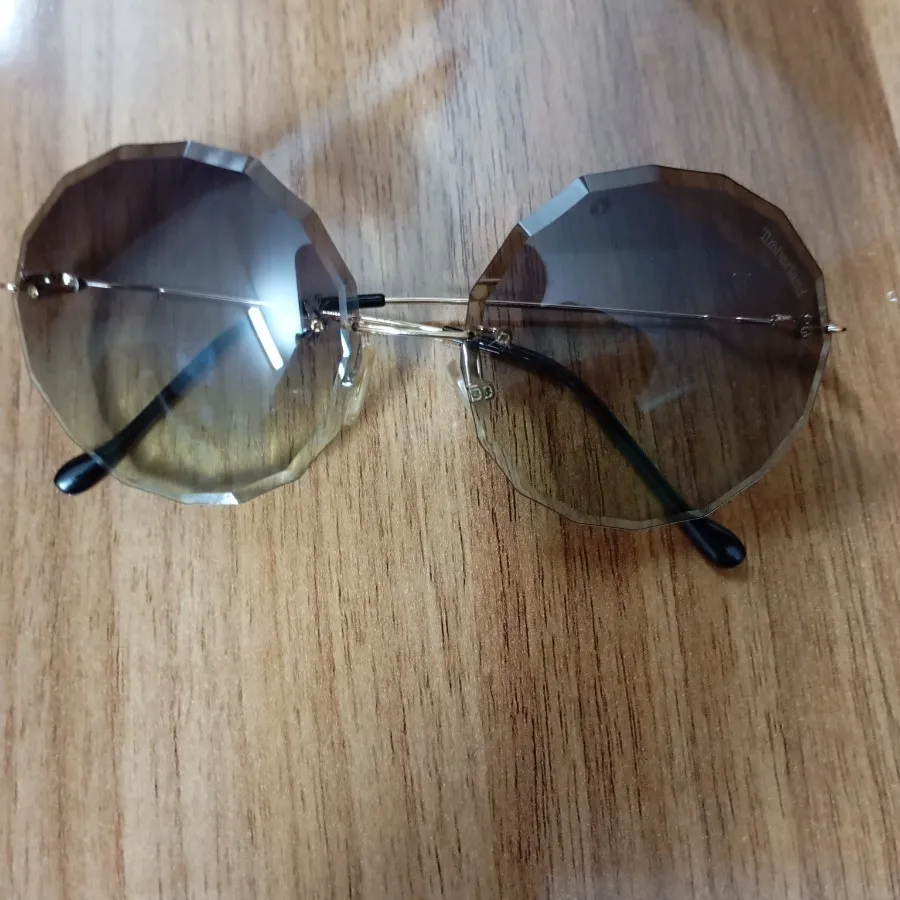 عینک آفتابی