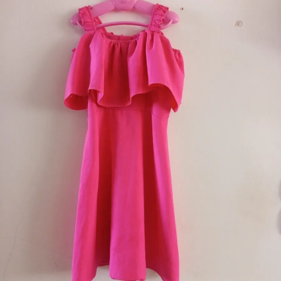 پیراهن دخترانه