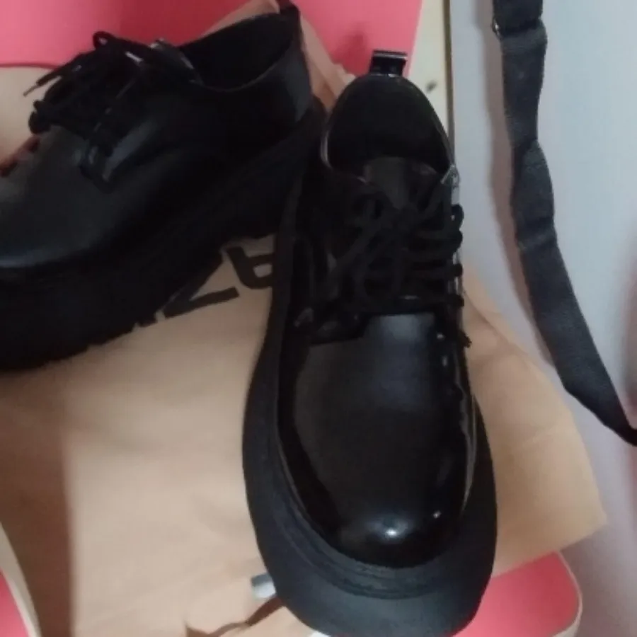 کفش اسپورت مشکی