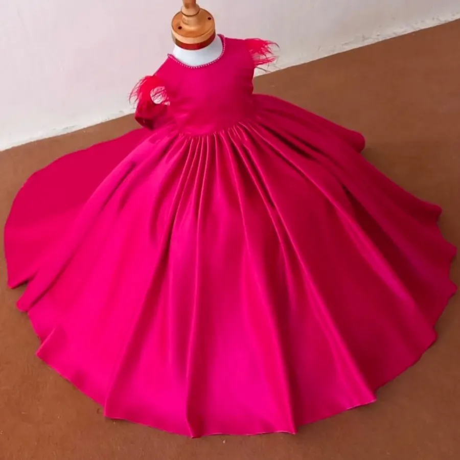 پیراهن دخترانه