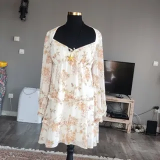 مینی کرپ حریر گلدار نباتی