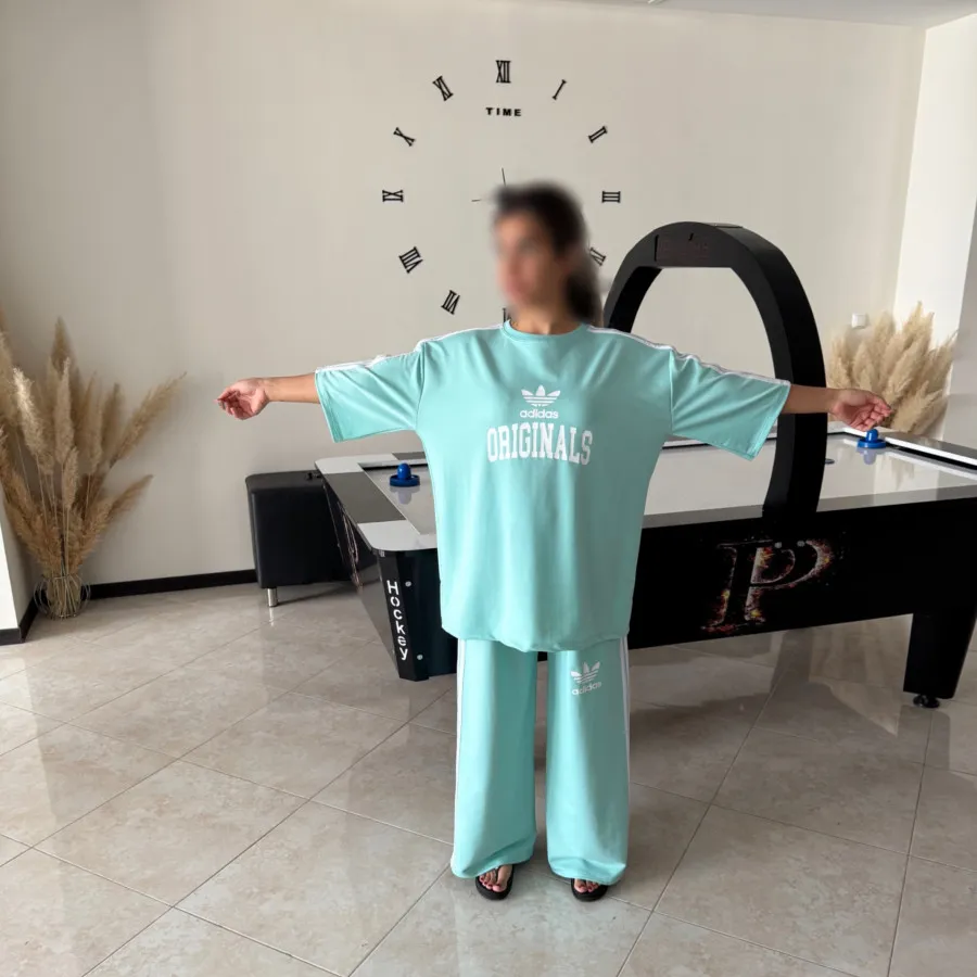 ست ورزشی adidas آبی فری