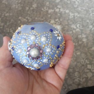 گلدان نگین ونقطه کوبی شده