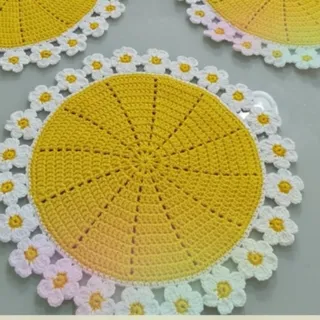 زیر بشقابی شکوفه