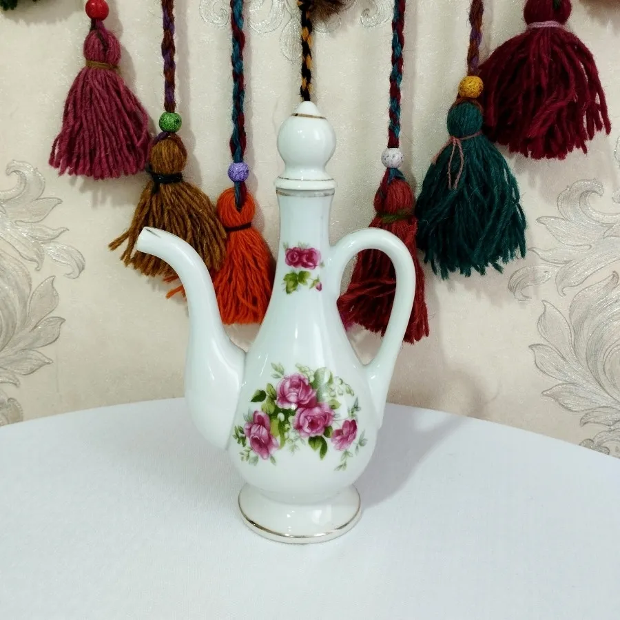 گلابدان گلسرخی