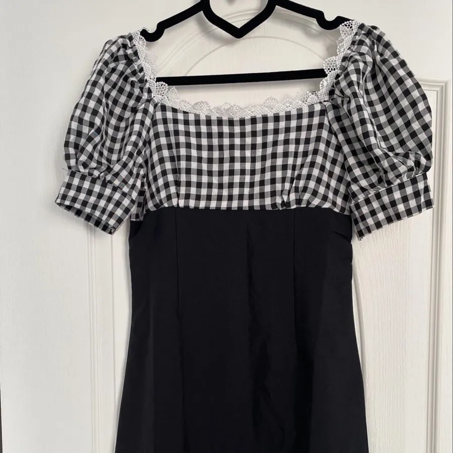 پیراهن عروسکی دخترانه