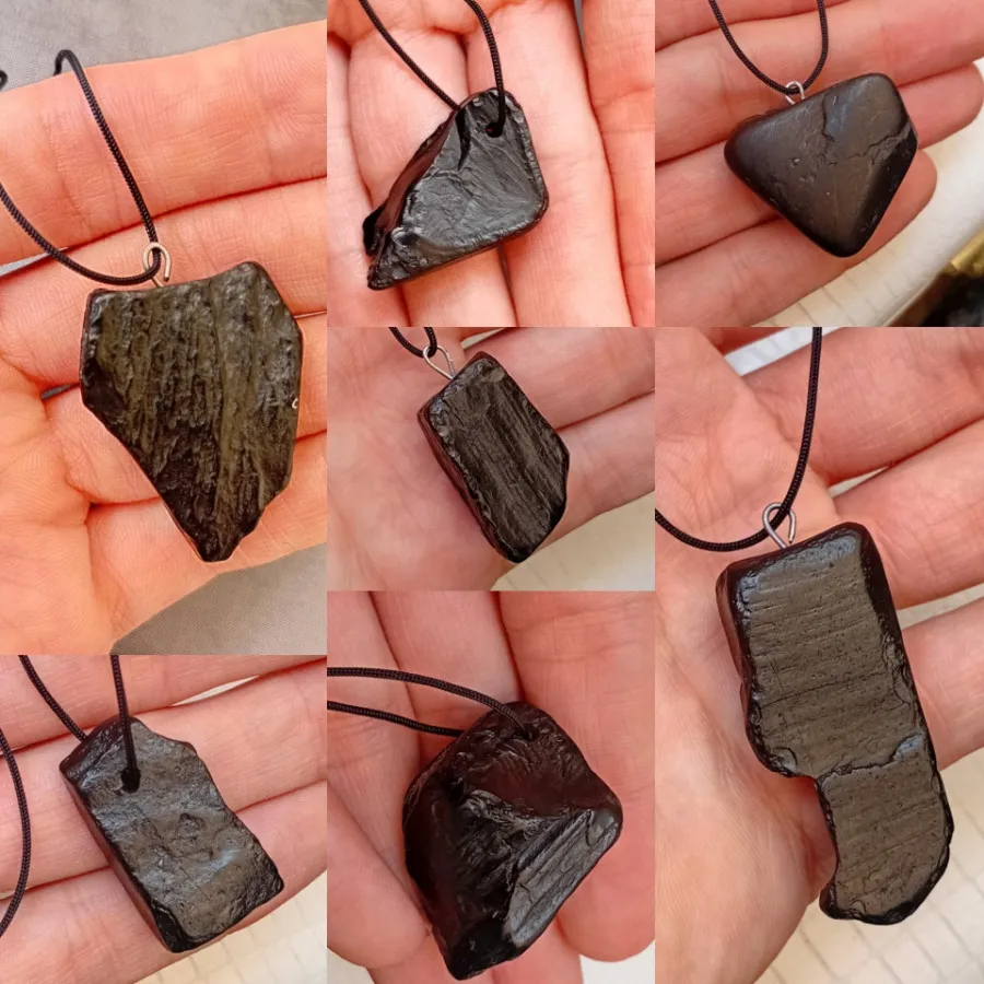 آویز های سنگ پرخاصیت شبق