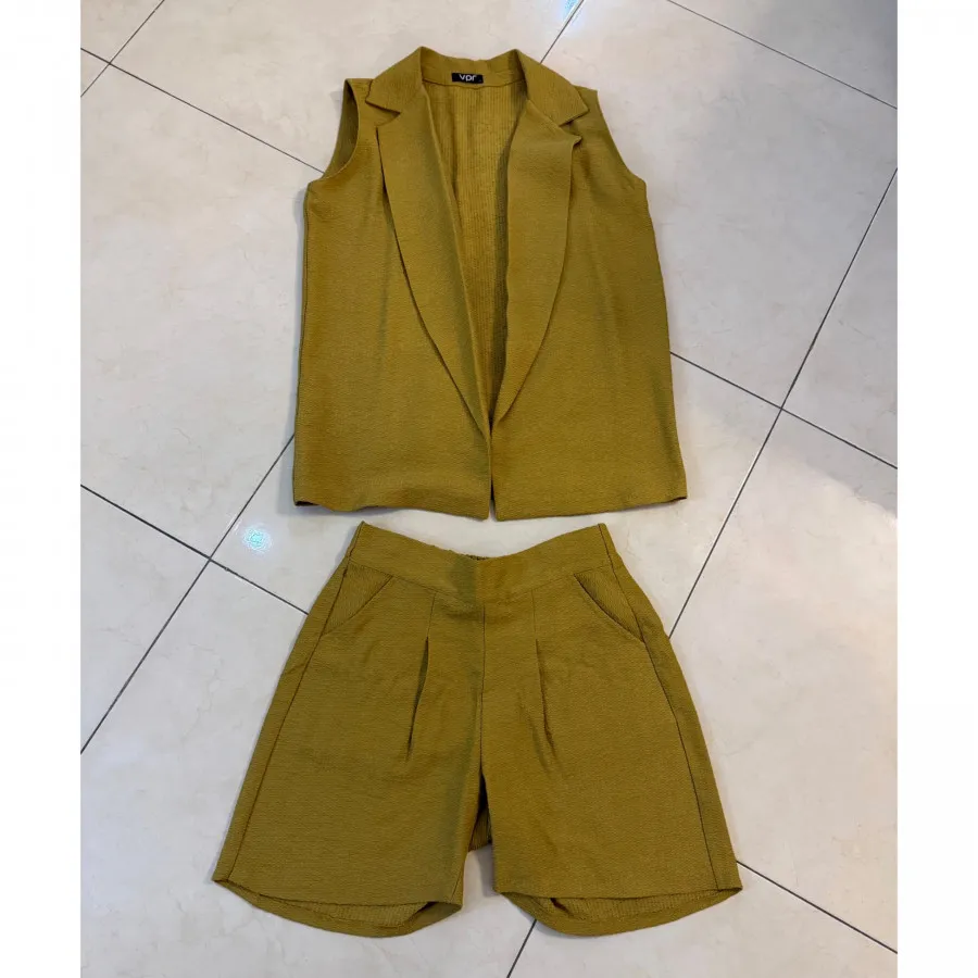 کت و‌شلوارک