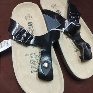 صندل طبی دخترانه