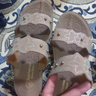 دمپایی دخترانه