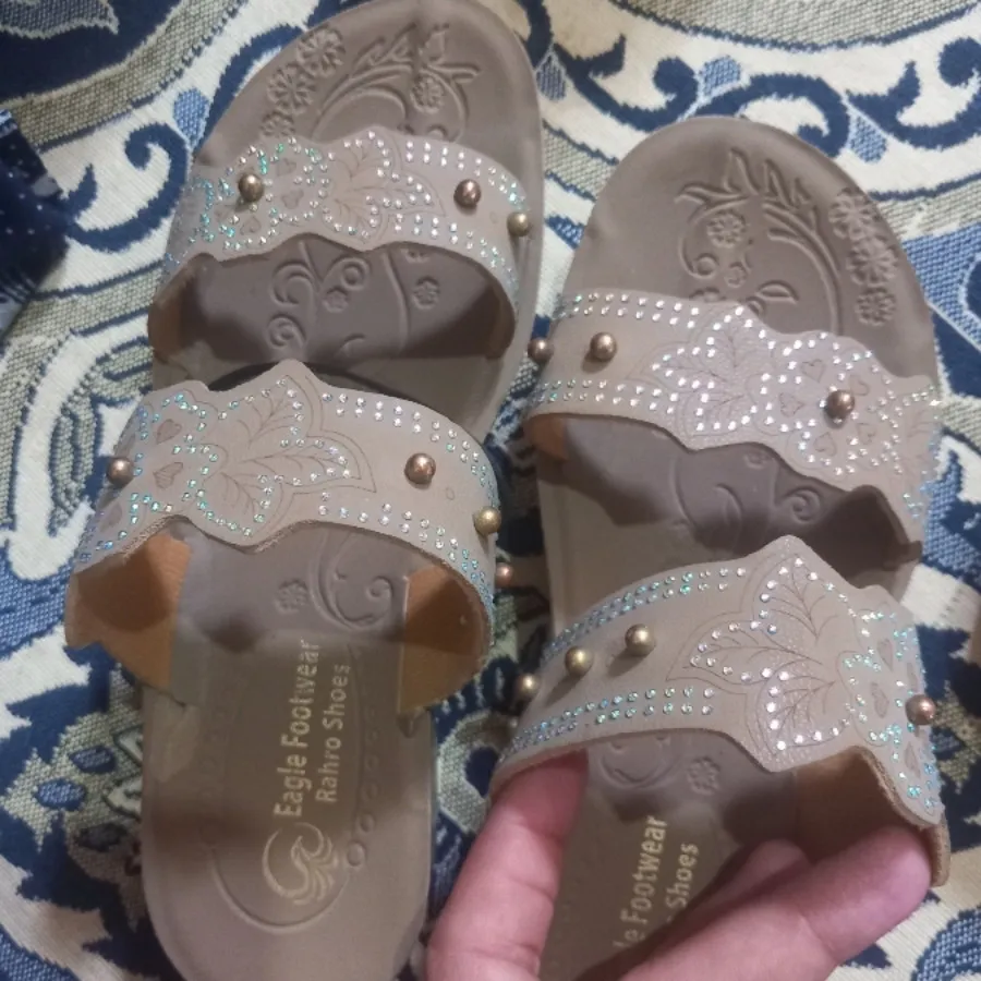 دمپایی دخترانه