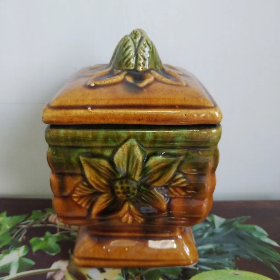 شکلات خوری قدیمی