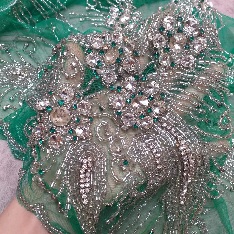 پارچه و پنل سنگدوزی