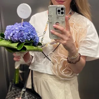 تی‌شرت زنانه