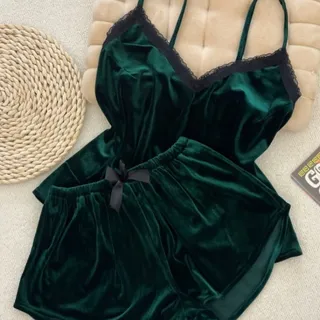 تاپ و شلوارک مخمل یشمی