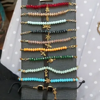 دستبند مهره ای