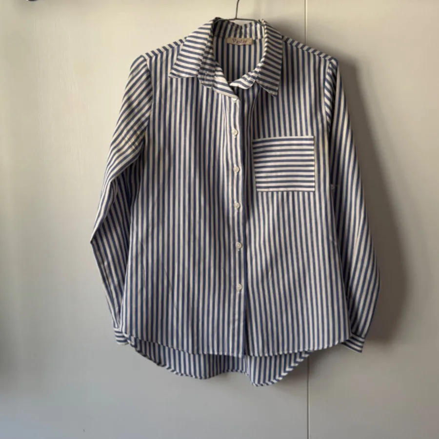 شومیز ترندی راه راه آبی