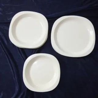 ظروف پلاستیکی