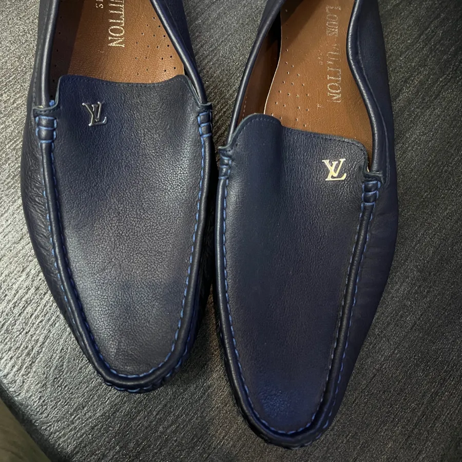 کفش برند لویی ویتون