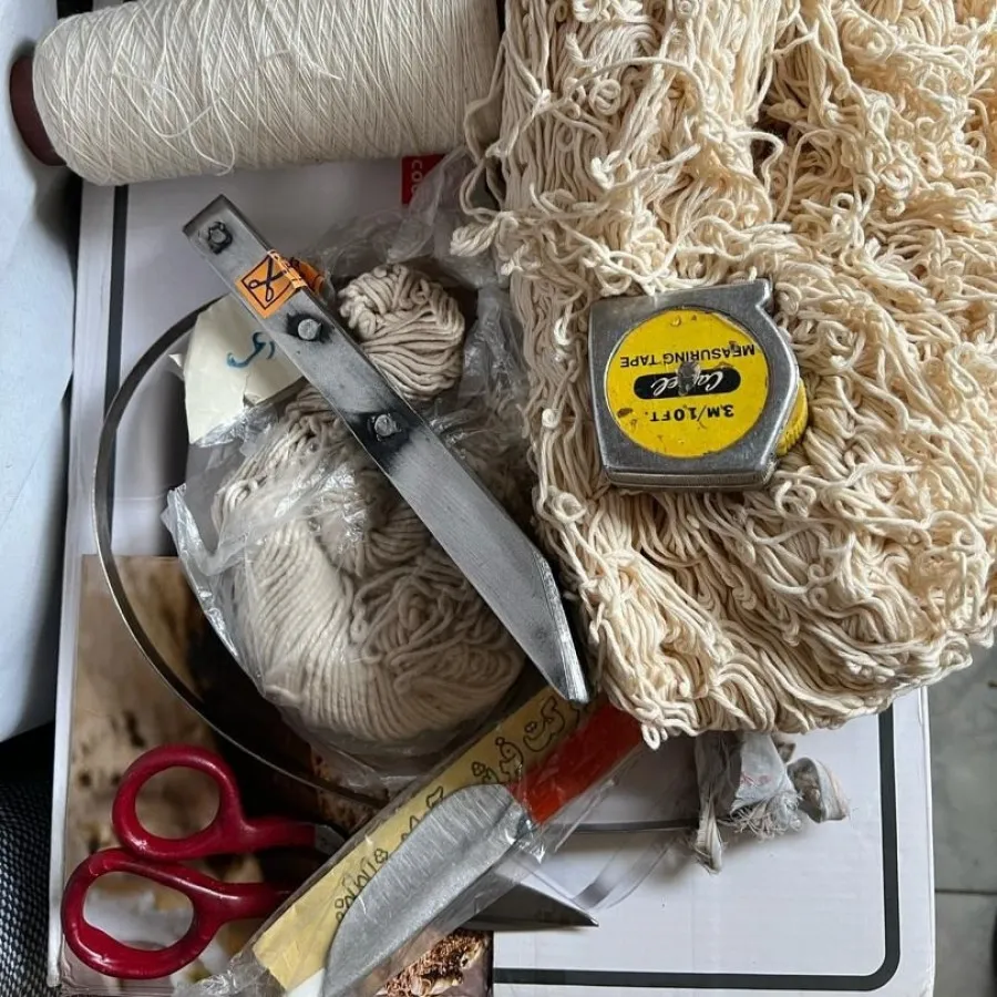 نخ-ابزار قالیو گلیم بافی