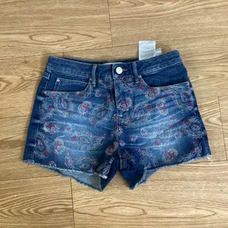 شلوارک لی خارجی