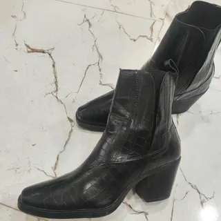 نیم بوت زنانه