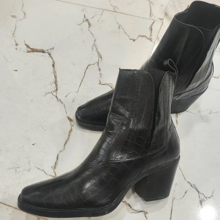 نیم بوت زنانه