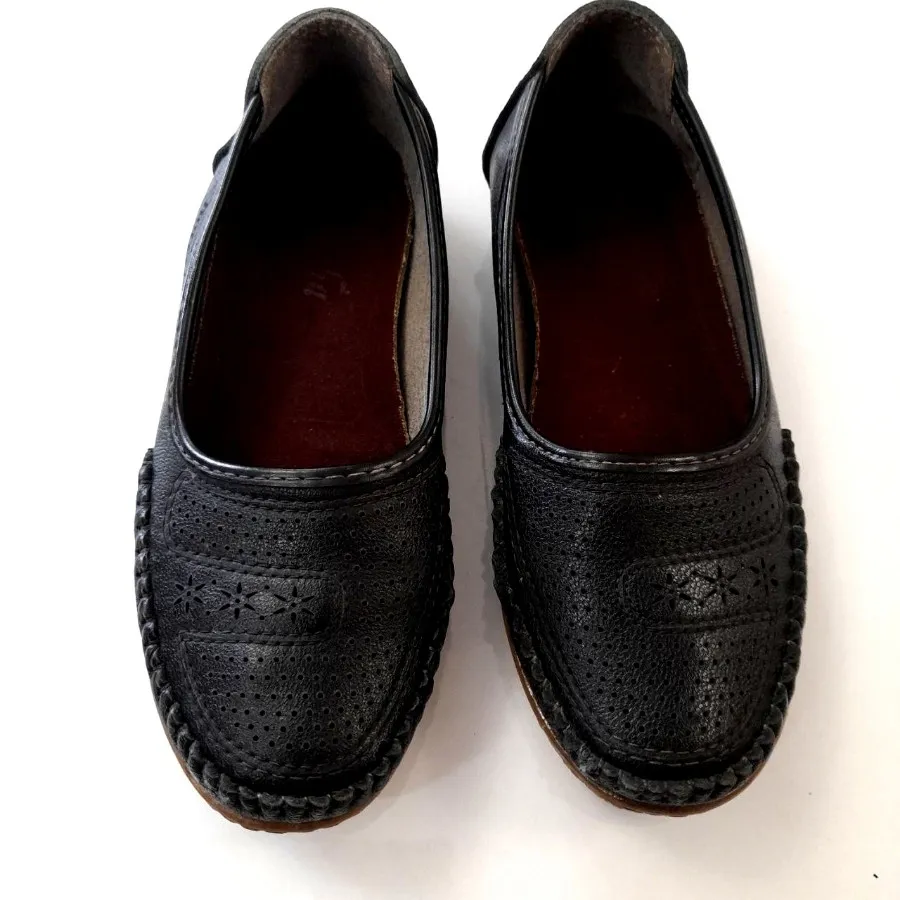 کفش چرم نیوشا