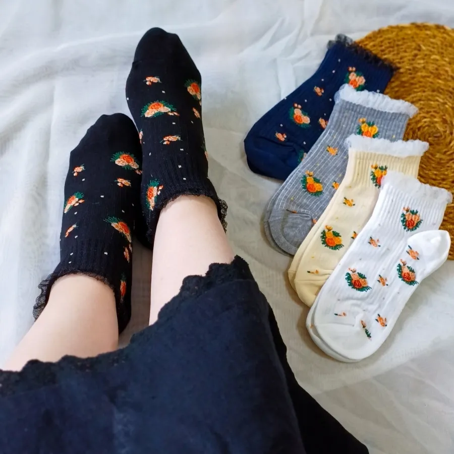 جوراب زنانه