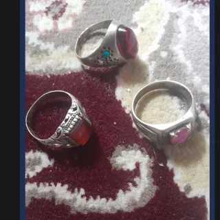 انگشتر نقره با سنگهای اصل